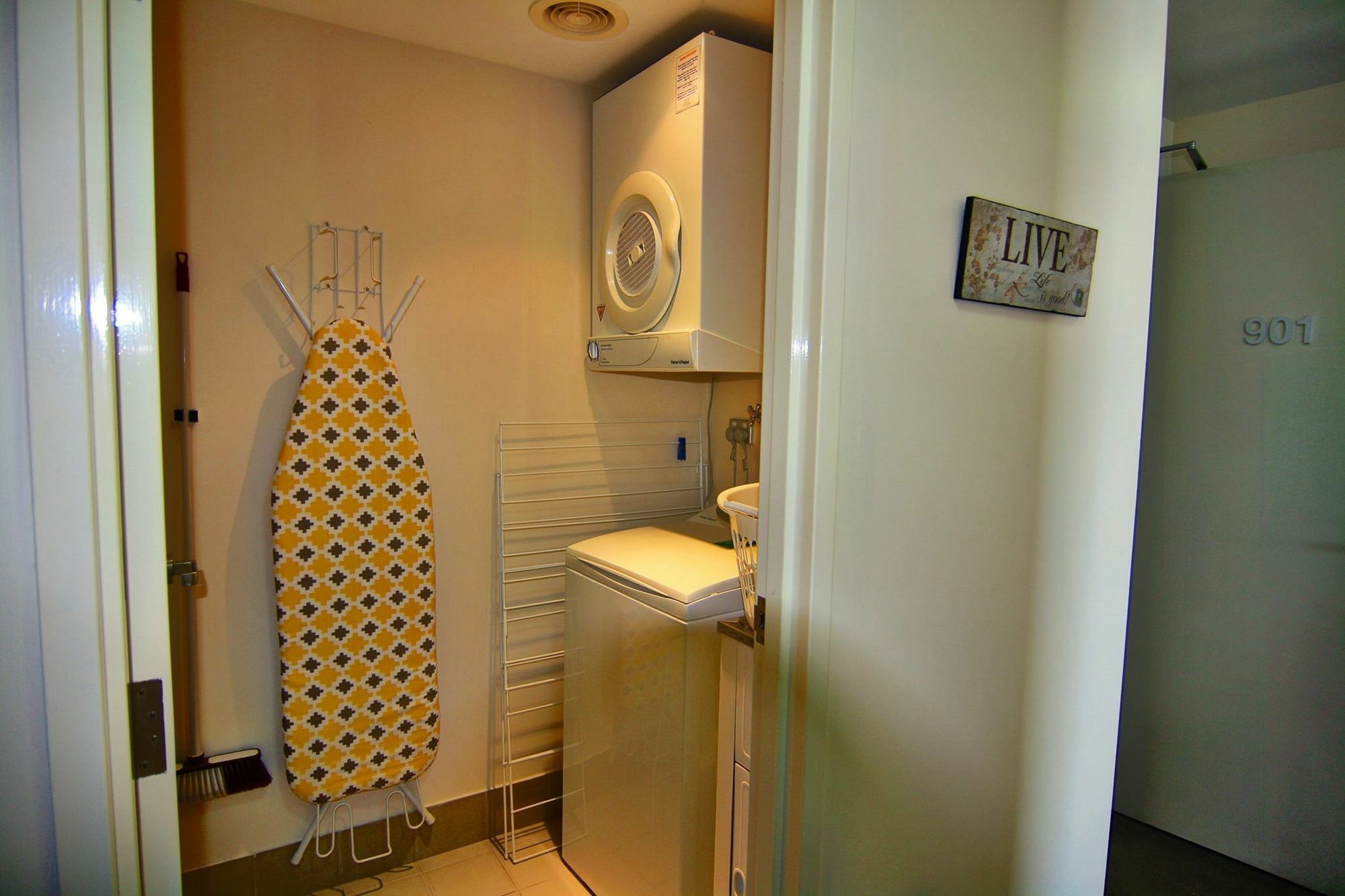 Sevan Apartments Форстер Екстер'єр фото